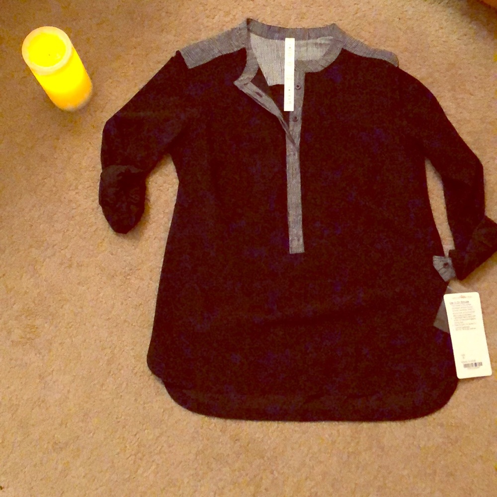 Lululemon Get it on blouse